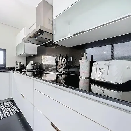 Ribeiro Real 12 A 卡马拉-德洛布什