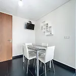 Villa Ribeiro Real 12 A *