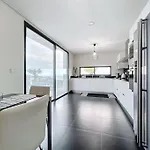 Villa Ribeiro Real 12 A