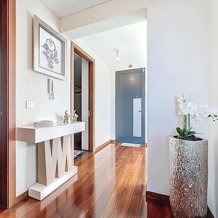 Ribeiro Real 12 A * Câmara de Lobos